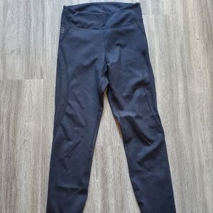 Better Bodies Black Camo Leggings